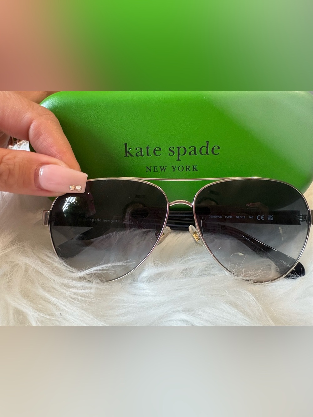 kate spade aviator sunglasses with black gradient lenses and gold frame